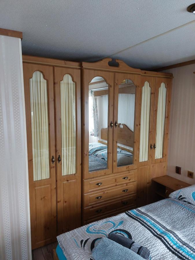 Mobilni Dum Rimini A Monaco V Kempu Ve Vyrovicich Vyrovice Exteriör bild
